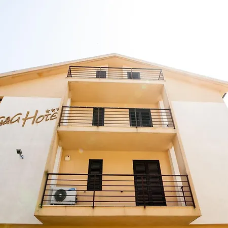 G&g Hotel 3*