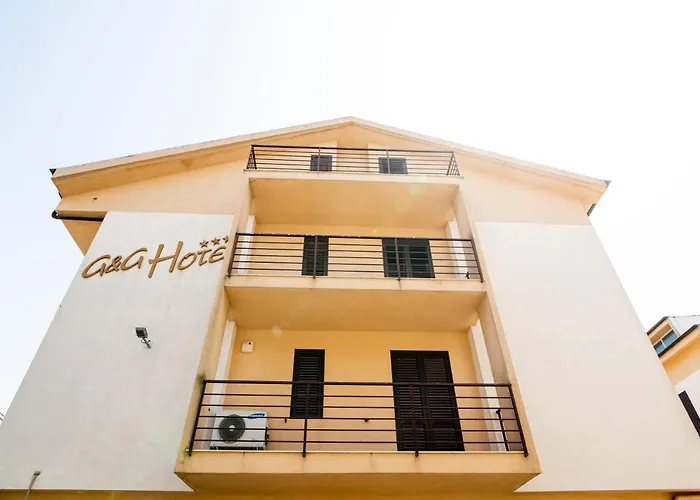 G&g Hotel 3*